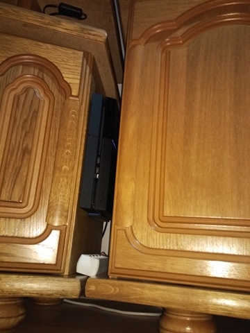 Uchwyt ścienny do Playstation 4 Slim — zdjęcie 4