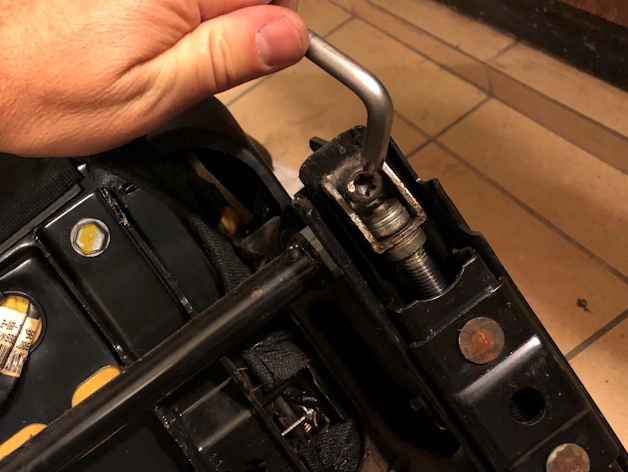 BMW Z3 Zestaw naprawczy dla 1 fotela Komplet 4szt. — zdjęcie 7